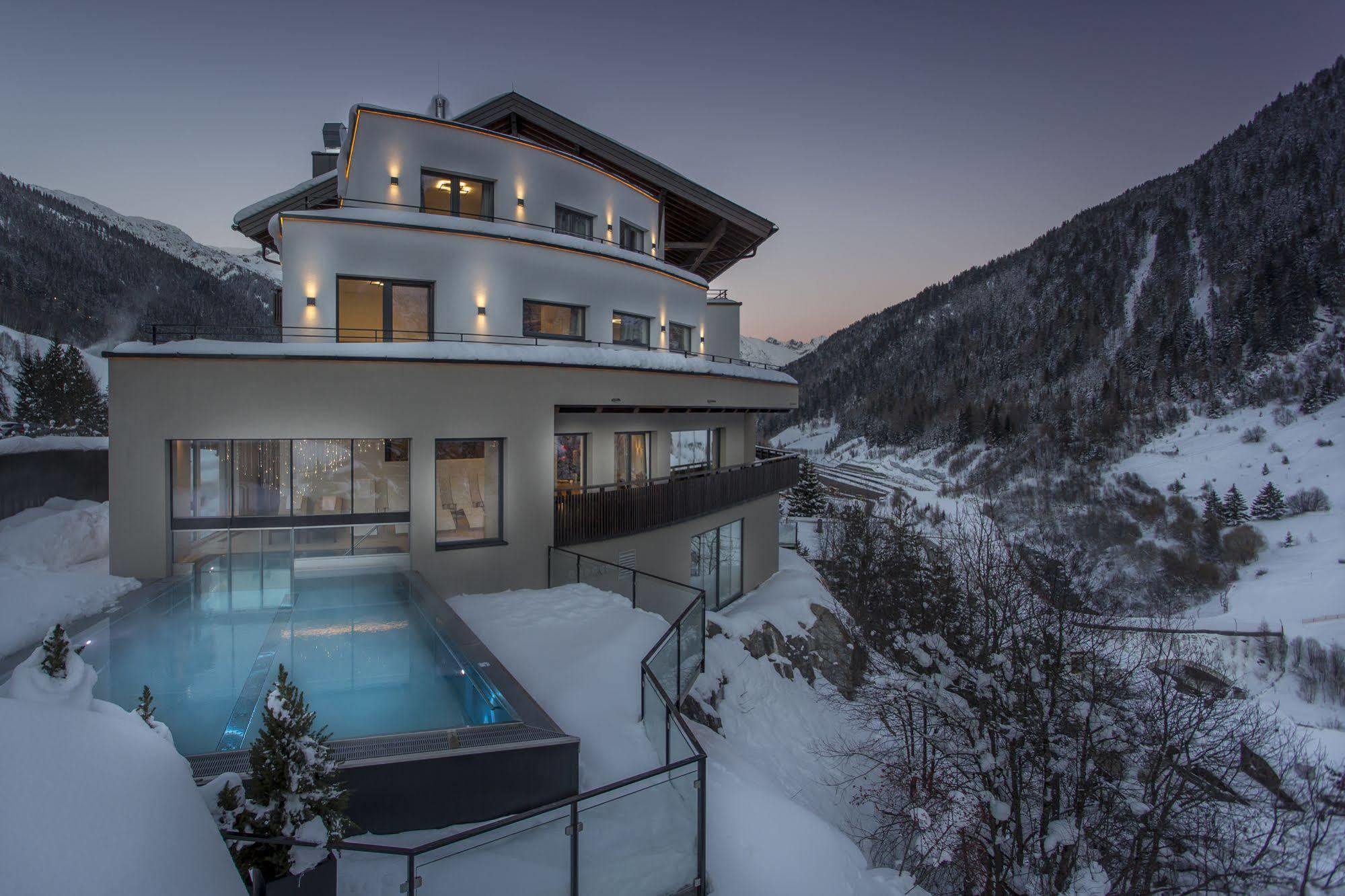 Heart Hotel Grischuna Sankt Anton am Arlberg Exterior photo