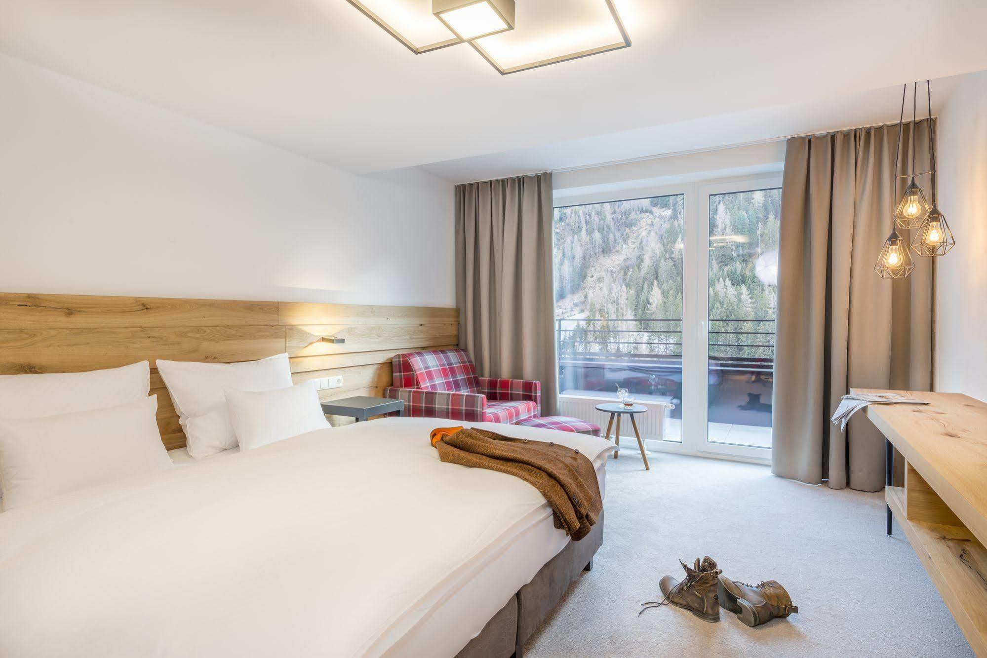 Heart Hotel Grischuna Sankt Anton am Arlberg Exterior photo